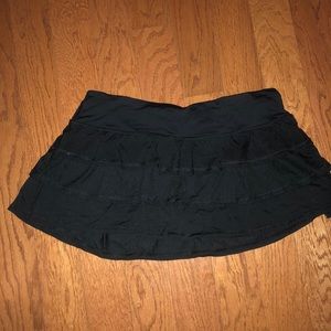 Lululemon skirt size 6